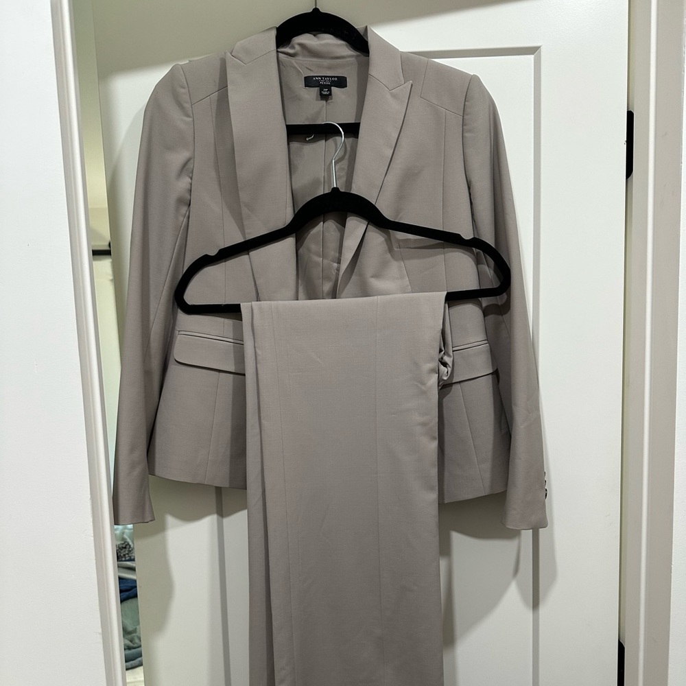 Ann taylor  Women's Tan Blazer and Pants Set